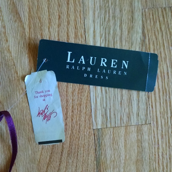 NWT - Lauren Oxfordshire Wtny red gown - Picture 7 of 8